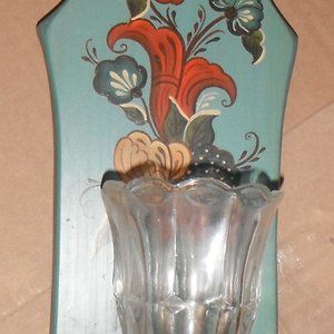 Wood wall sconce with 3" glass votive cup, roselmaling,  14.5" tall, 5" wide,